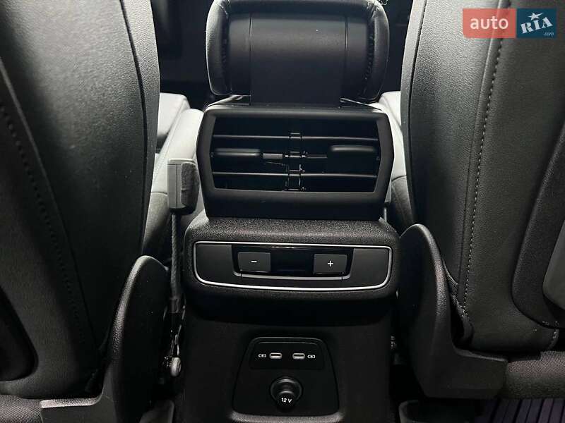 Позашляховик / Кросовер Audi Q4 e-tron 2022 в Львові фото 36 Позашляховик / Кросовер Audi Q4 e-tron 2022 в Львові