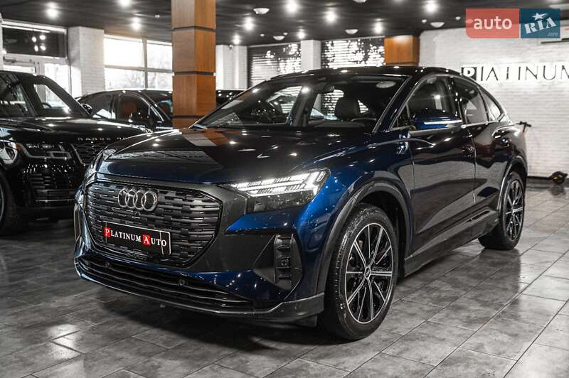 Позашляховик / Кросовер Audi Q4 e-tron 2021 в Одесі