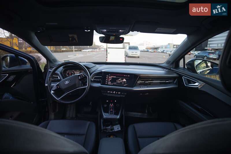 Внедорожник / Кроссовер Audi Q4 e-tron 2022 в Житомире