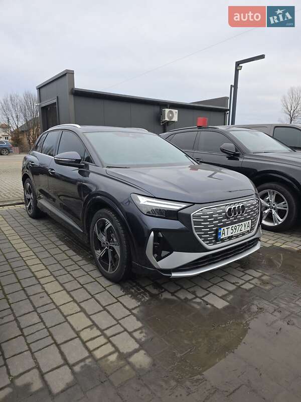 Внедорожник / Кроссовер Audi Q4 e-tron 2023 в Ивано-Франковске