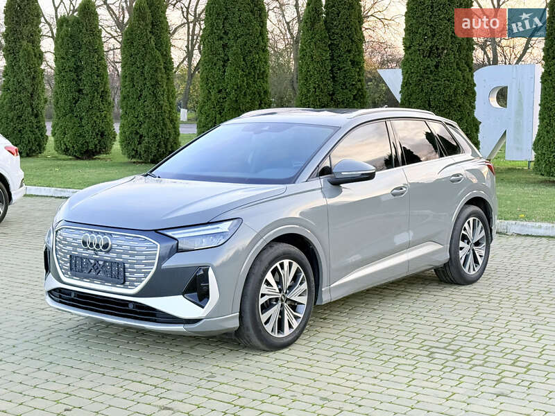 Позашляховик / Кросовер Audi Q4 e-tron 2023 в Одесі