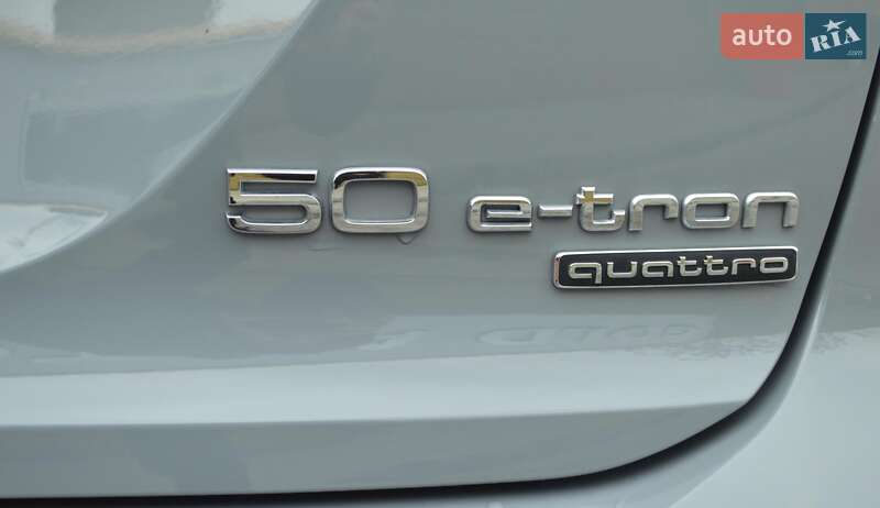 Внедорожник / Кроссовер Audi Q4 e-tron 2022 в Одессе