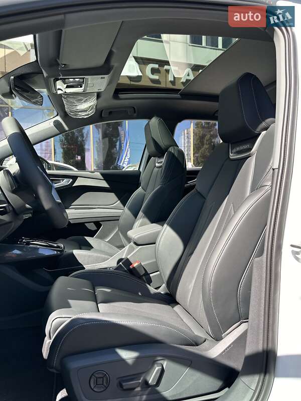 Позашляховик / Кросовер Audi Q4 e-tron 2023 в Києві
