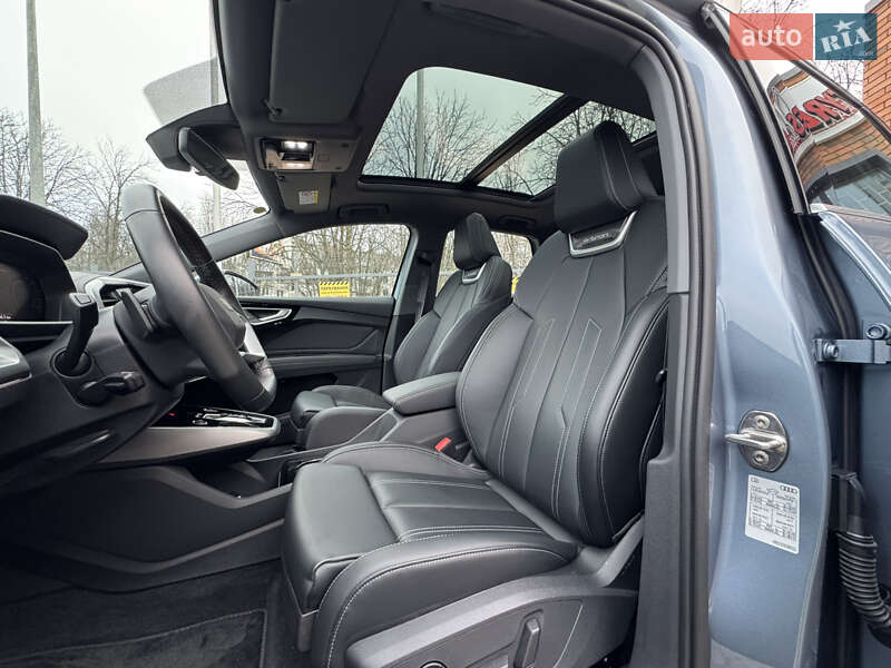 Внедорожник / Кроссовер Audi Q4 e-tron 2024 в Кременчуге