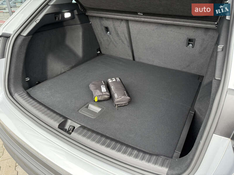 Внедорожник / Кроссовер Audi Q4 e-tron 2023 в Хмельницком фото 53 Внедорожник / Кроссовер Audi Q4 e-tron 2023 в Хмельницком