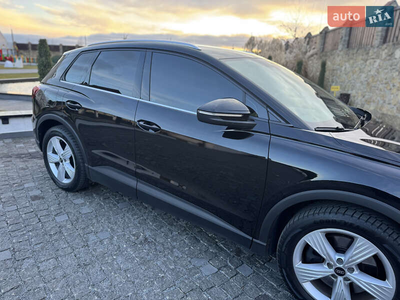 Позашляховик / Кросовер Audi Q4 e-tron 2022 в Рівному