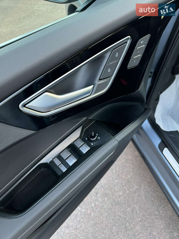 Внедорожник / Кроссовер Audi Q4 e-tron 2023 в Киеве фото 15 Внедорожник / Кроссовер Audi Q4 e-tron 2023 в Киеве