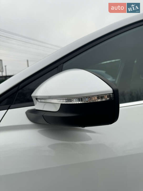 Внедорожник / Кроссовер Audi Q4 e-tron 2023 в Киеве фото 16 Внедорожник / Кроссовер Audi Q4 e-tron 2023 в Киеве