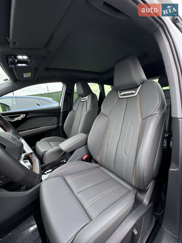 Внедорожник / Кроссовер Audi Q4 e-tron 2023 в Киеве фото 31 Внедорожник / Кроссовер Audi Q4 e-tron 2023 в Киеве