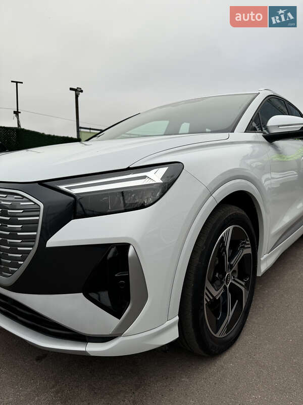 Внедорожник / Кроссовер Audi Q4 e-tron 2023 в Киеве фото 4 Внедорожник / Кроссовер Audi Q4 e-tron 2023 в Киеве