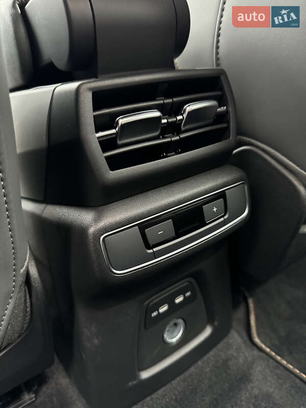 Внедорожник / Кроссовер Audi Q4 e-tron 2023 в Киеве фото 39 Внедорожник / Кроссовер Audi Q4 e-tron 2023 в Киеве