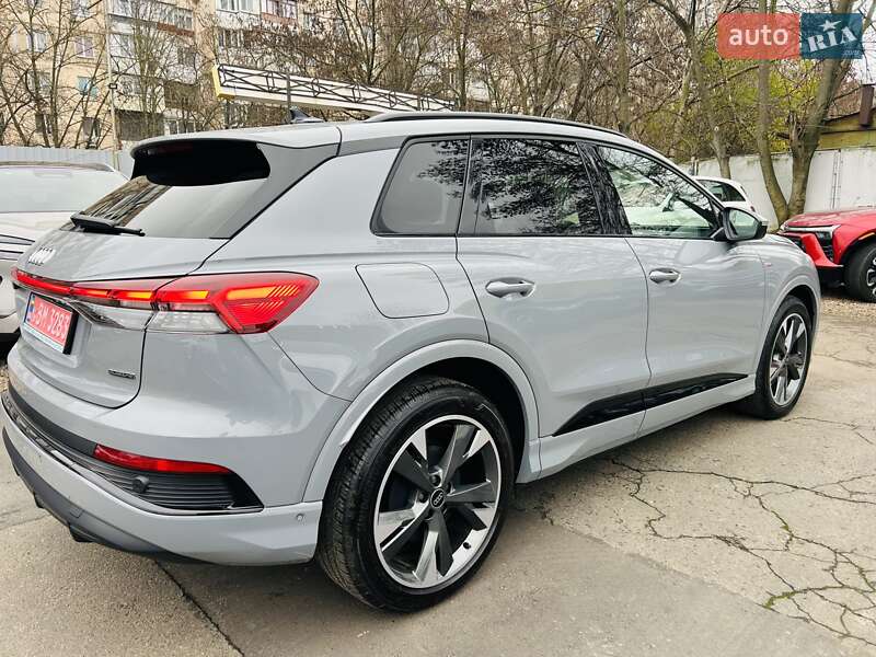 Позашляховик / Кросовер Audi Q4 e-tron 2024 в Одесі