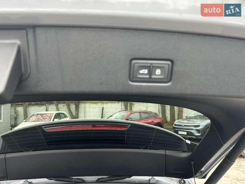 Позашляховик / Кросовер Audi Q4 e-tron 2024 в Одесі