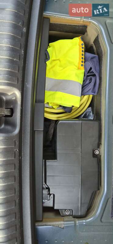 Внедорожник / Кроссовер Audi Q4 e-tron 2023 в Ивано-Франковске фото 19 Внедорожник / Кроссовер Audi Q4 e-tron 2023 в Ивано-Франковске