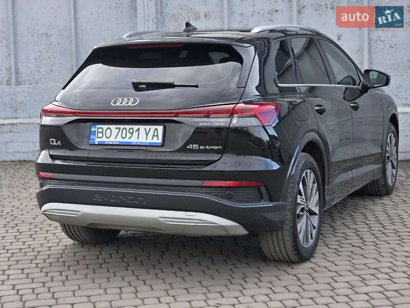 Внедорожник / Кроссовер Audi Q4 e-tron 2023 в Тернополе