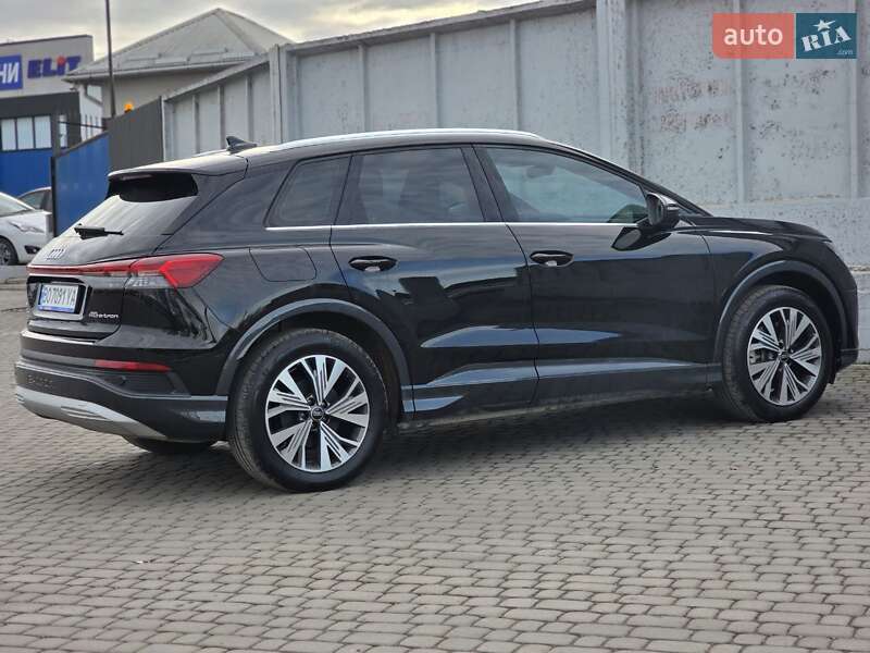 Внедорожник / Кроссовер Audi Q4 e-tron 2023 в Тернополе