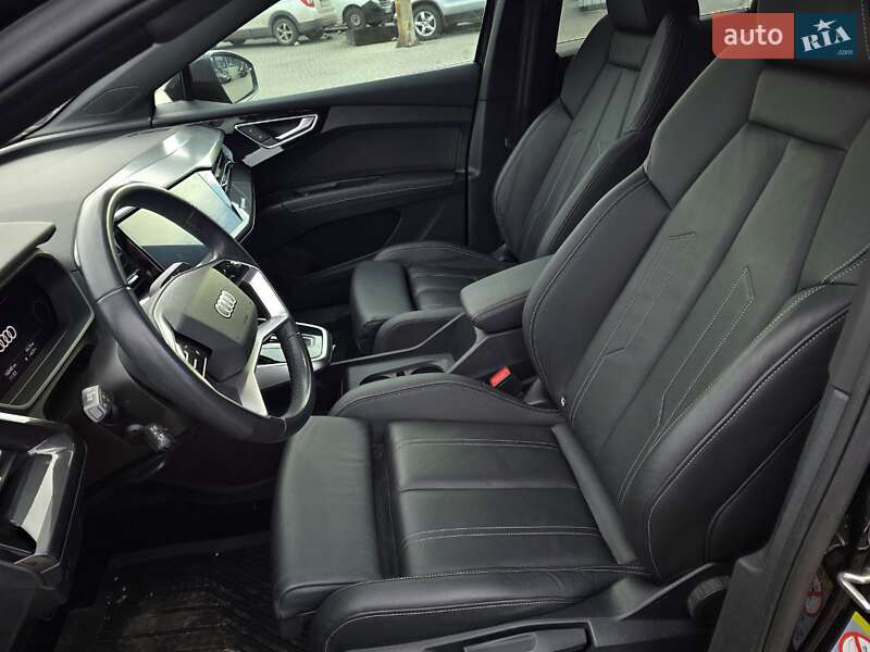 Внедорожник / Кроссовер Audi Q4 e-tron 2023 в Тернополе