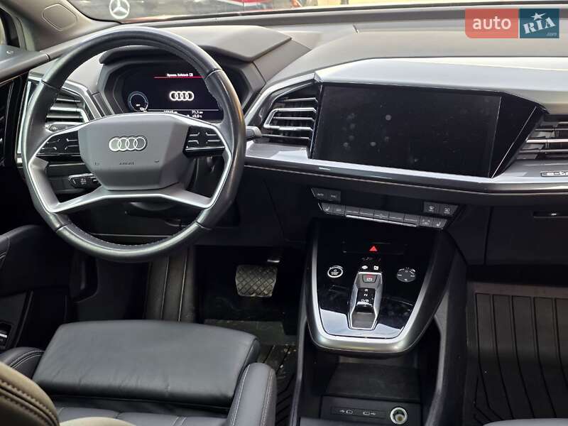 Внедорожник / Кроссовер Audi Q4 e-tron 2023 в Тернополе