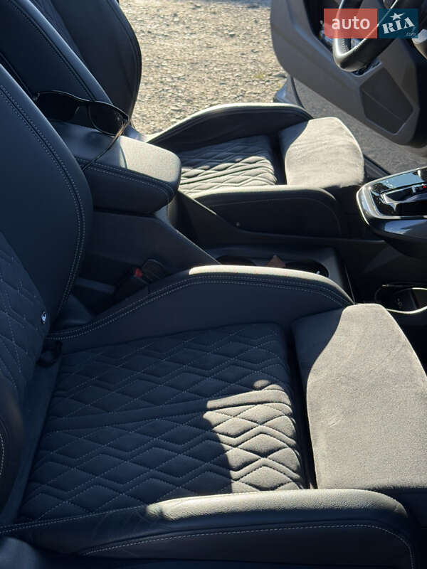 Внедорожник / Кроссовер Audi Q4 e-tron 2022 в Черновцах