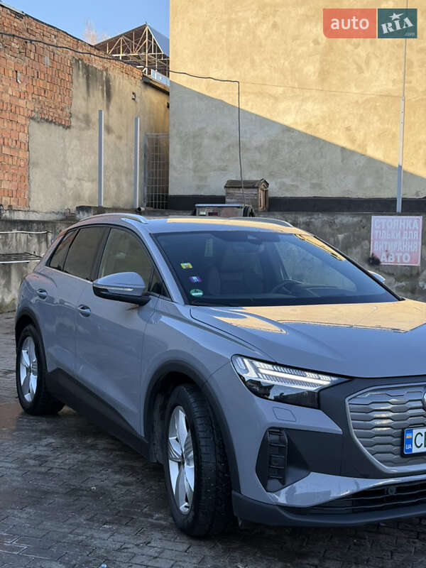 Внедорожник / Кроссовер Audi Q4 e-tron 2022 в Черновцах