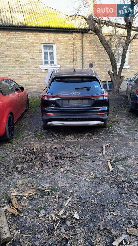 Внедорожник / Кроссовер Audi Q4 e-tron 2022 в Киеве