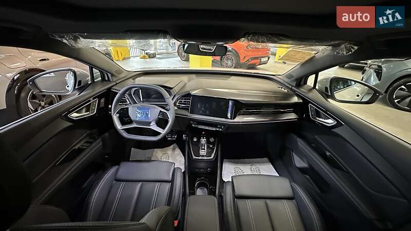 Внедорожник / Кроссовер Audi Q4 e-tron 2025 в Хмельницком