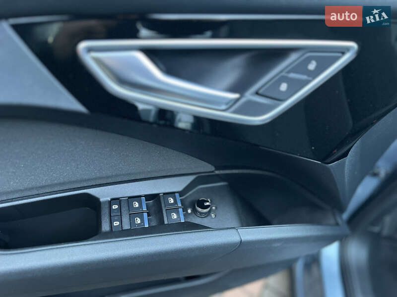 Внедорожник / Кроссовер Audi Q4 e-tron 2021 в Виннице