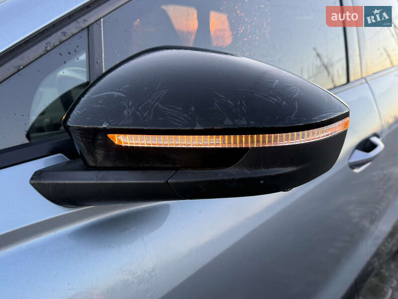 Внедорожник / Кроссовер Audi Q4 e-tron 2022 в Львове