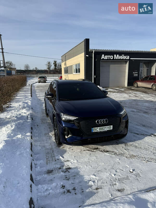 Audi Q4 e-tron 2022 Audi Q4 e-tron 2022