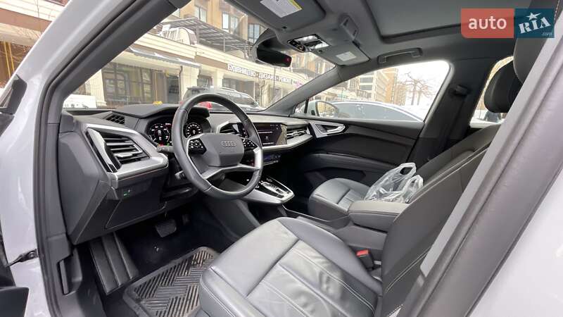 Внедорожник / Кроссовер Audi Q4 e-tron 2022 в Киеве