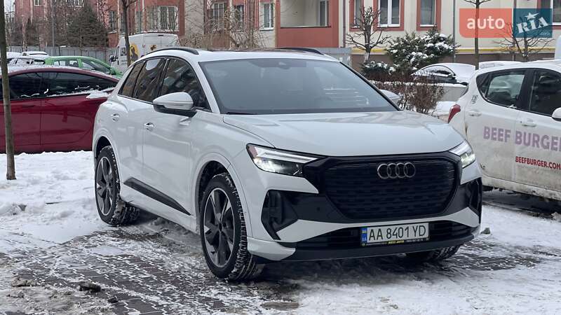 Внедорожник / Кроссовер Audi Q4 e-tron 2022 в Киеве
