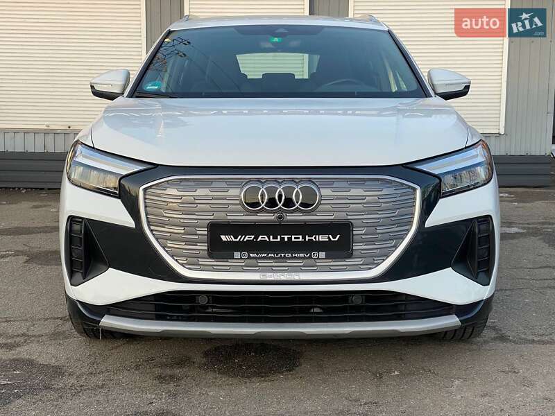 Внедорожник / Кроссовер Audi Q4 e-tron 2022 в Киеве