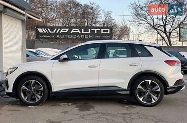 Позашляховик / Кросовер Audi Q4 e-tron 2022 в Києві