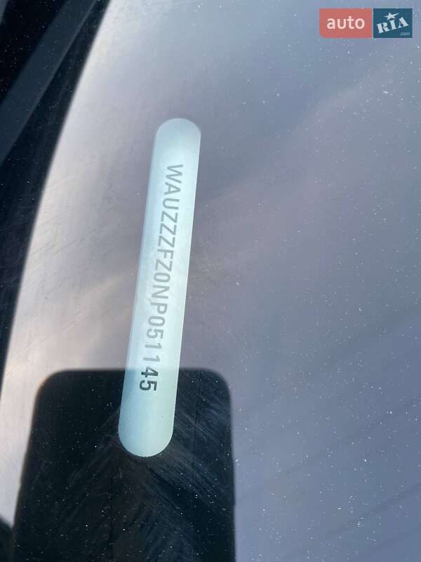 Внедорожник / Кроссовер Audi Q4 e-tron 2022 в Киеве