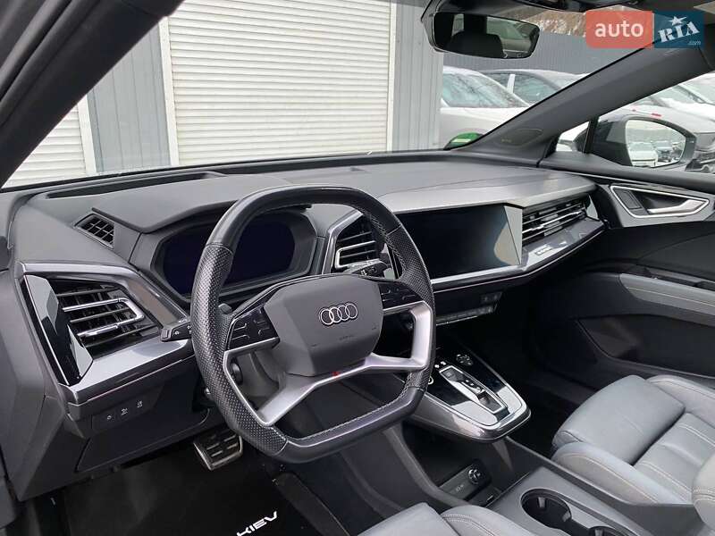Внедорожник / Кроссовер Audi Q4 e-tron 2021 в Киеве