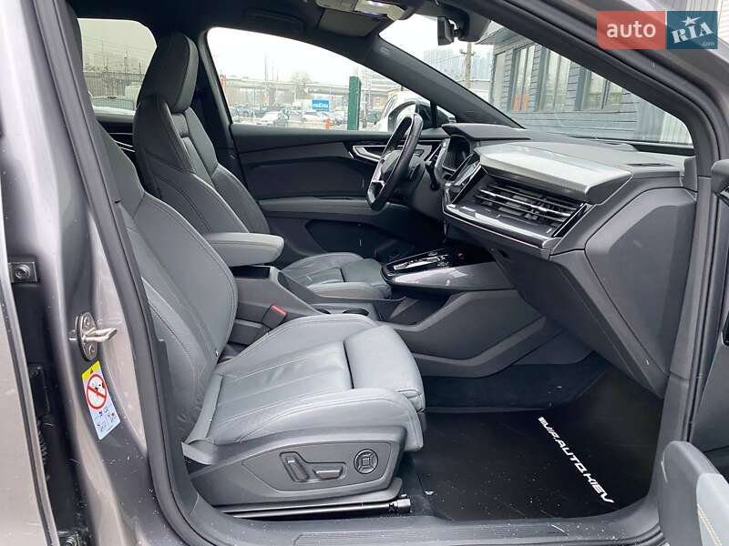 Внедорожник / Кроссовер Audi Q4 e-tron 2021 в Киеве