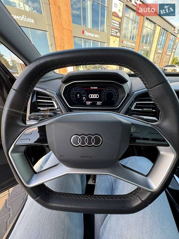 Позашляховик / Кросовер Audi Q4 e-tron 2024 в Києві фото 15 Позашляховик / Кросовер Audi Q4 e-tron 2024 в Києві