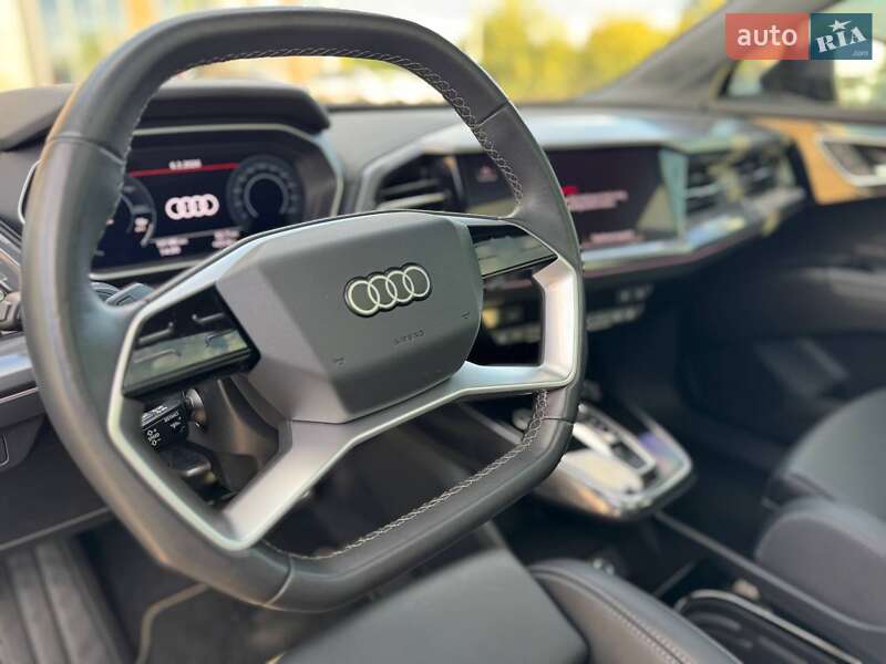 Позашляховик / Кросовер Audi Q4 e-tron 2024 в Києві фото 31 Позашляховик / Кросовер Audi Q4 e-tron 2024 в Києві