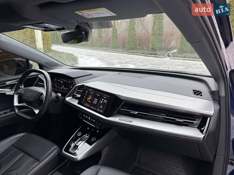 Позашляховик / Кросовер Audi Q4 e-tron 2021 в Дніпрі