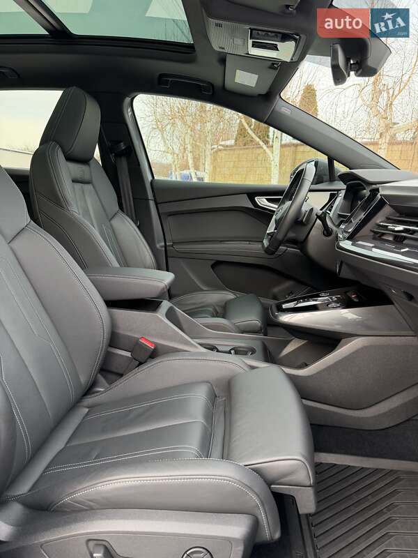 Внедорожник / Кроссовер Audi Q4 e-tron 2023 в Харькове