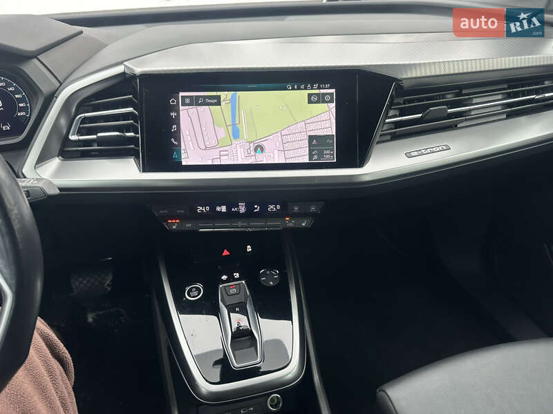 Внедорожник / Кроссовер Audi Q4 e-tron 2021 в Киеве