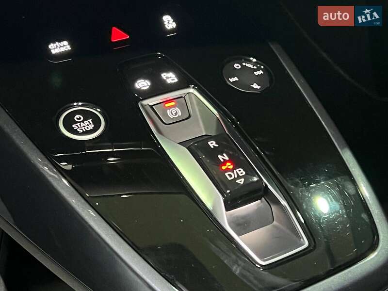 Внедорожник / Кроссовер Audi Q4 e-tron 2022 в Одессе