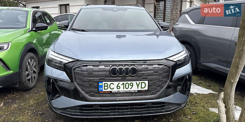 Внедорожник / Кроссовер Audi Q4 e-tron 2022 в Львове