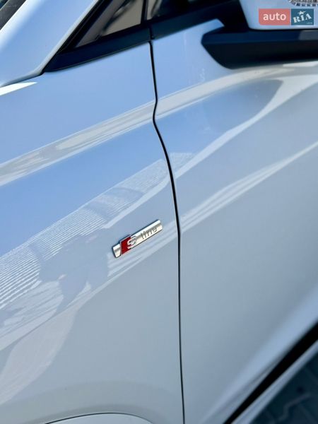 Внедорожник / Кроссовер Audi Q4 e-tron 2023 в Киеве