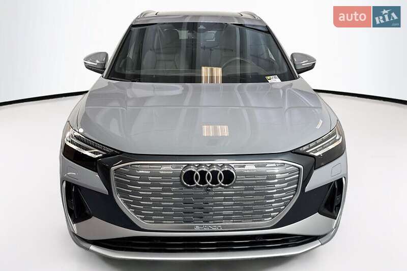 Позашляховик / Кросовер Audi Q4 e-tron 2024 в Львові