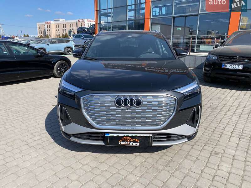 Внедорожник / Кроссовер Audi Q4 e-tron 2022 в Львове