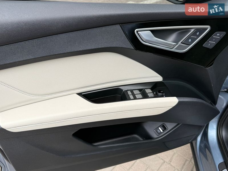Внедорожник / Кроссовер Audi Q4 e-tron 2022 в Львове