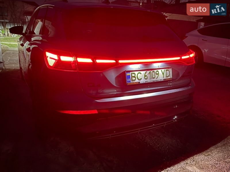 Внедорожник / Кроссовер Audi Q4 e-tron 2022 в Львове
