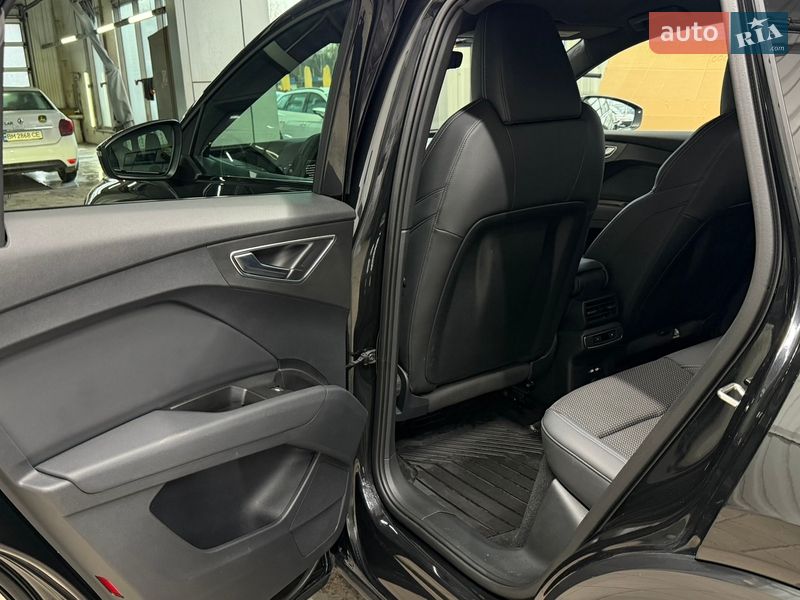 Внедорожник / Кроссовер Audi Q4 e-tron 2024 в Хмельницком фото 15 Внедорожник / Кроссовер Audi Q4 e-tron 2024 в Хмельницком