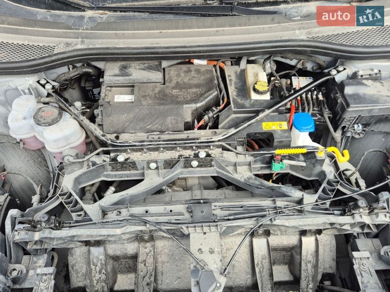 Внедорожник / Кроссовер Audi Q4 e-tron 2023 в Киеве